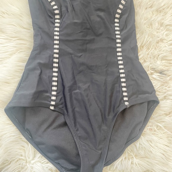 Catalina Women’s Nautical Pin Stripe Black One-Piece Halter Swimsuit Size Small - Picture 7 of 7